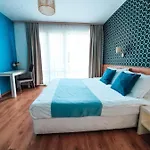 Waterside Resort 3*