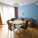 Waterside Resort 3*