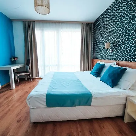 Waterside Resort 3*