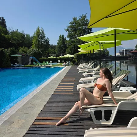 Waterside Üdülőközpont 3*