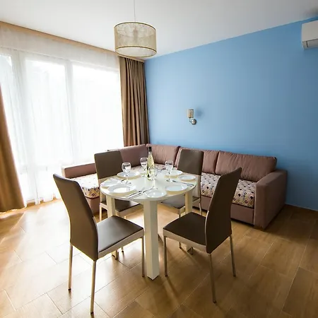 Waterside Resort 3*