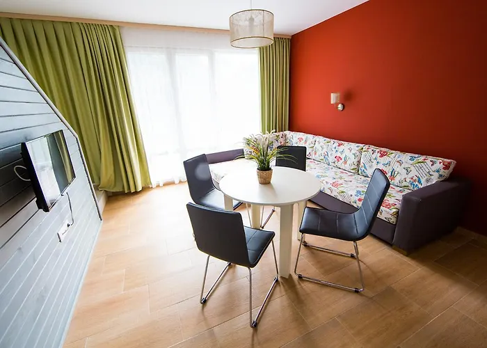 Waterside Θέρετρο